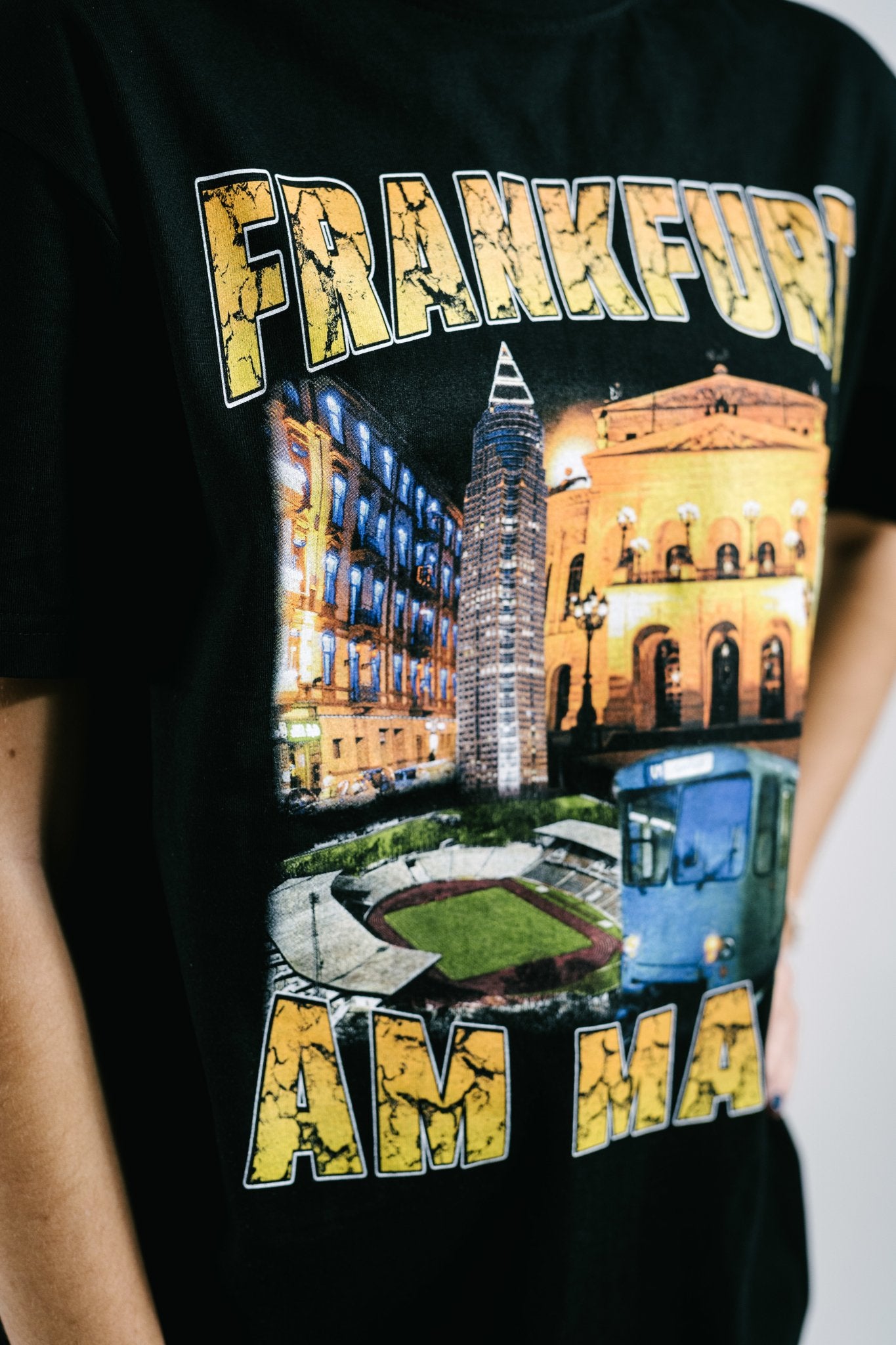 Schwarzes T-Shirt mit Vintage Print